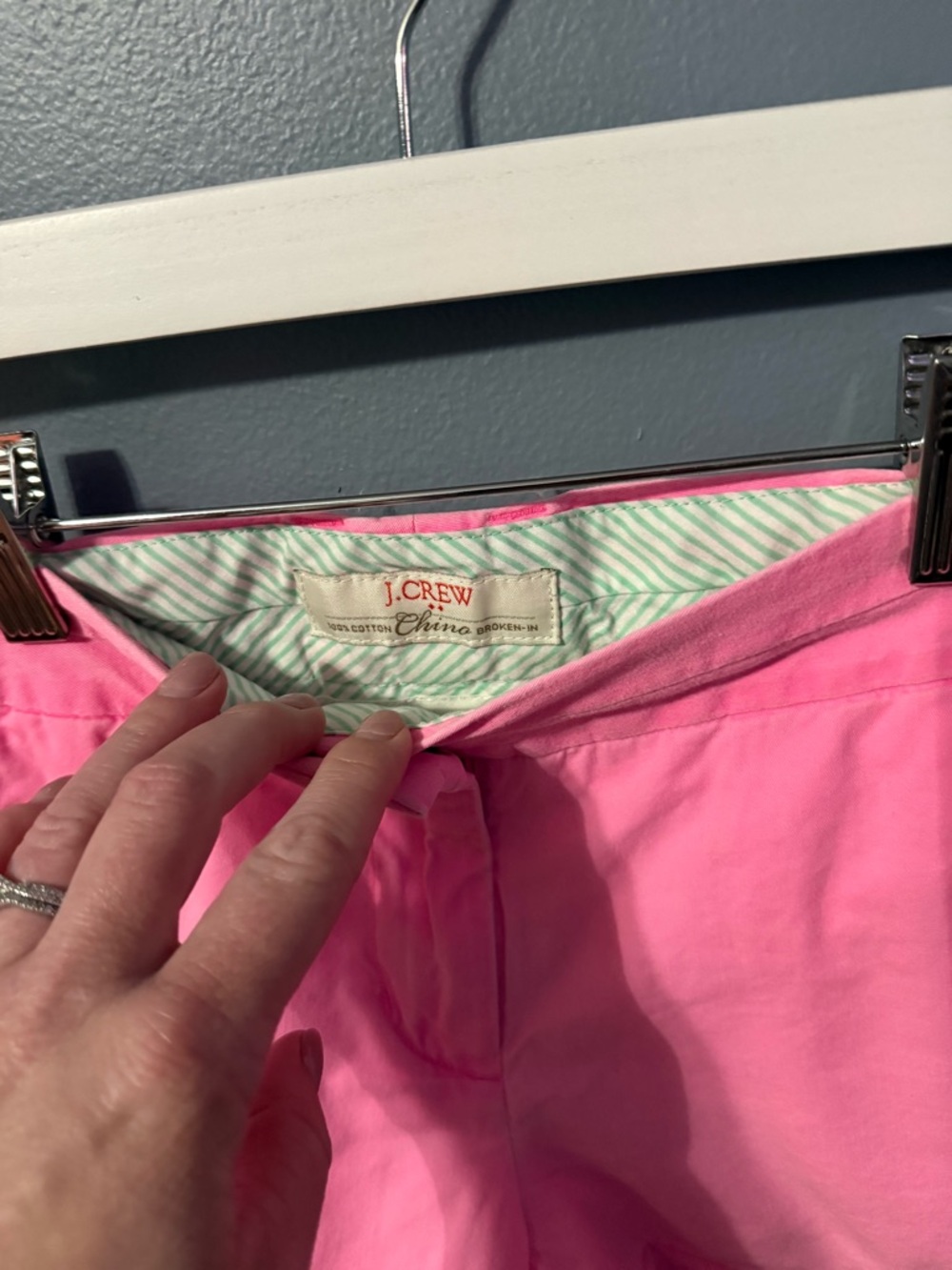 BUNDLE Price includes 5 pair J. Crew Chino Shorts-size 6. - Picture 6 of 13